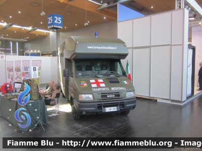 Iveco Daily II serie
Esercito Italiano
Sanità Militare
Stabilimento Chimico Farmaceutico Militare Firenze
Trasporto Medicinali
EI BF983
Esposto all'Interschutz 2015
Parole chiave: Iveco Daily_IIserie EIBF983 Interschutz_2015