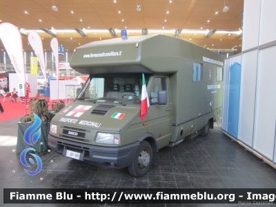 Iveco Daily II serie
Esercito Italiano
Sanità Militare
Stabilimento Chimico Farmaceutico Militare Firenze
Trasporto Medicinali
EI BF983
Esposto all'Interschutz 2015
Parole chiave: Iveco Daily_IIserie EIBF983 Interschutz_2015