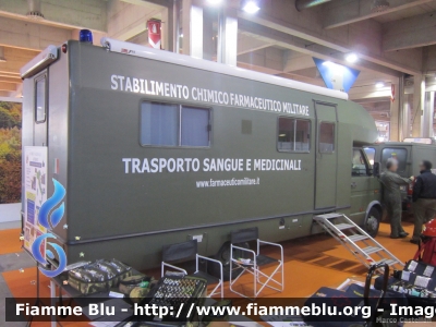 Iveco Daily II serie
Esercito Italiano
Sanità Militare
Stabilimento Chimico Farmaceutico Militare Firenze
Trasporto Sangue e Medicinali
EI BF 983
Parole chiave: Iveco Daily_IIserie EIBF983 Civil_Protect_2013