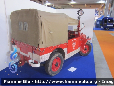 Fiat Campagnola I serie
Vigili del Fuoco
Unione Distrettuale di Merano
Corpo Volontario di Tesimo - Tisens (BZ)
VF 1N9 BZ
Parole chiave: Fiat Campagnola_Iserie VF1N9BZ Civil_Protect_2013