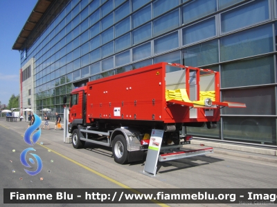 Man TGM 13.290 4x4 III serie
Bundesrepublik Deutschland - Germany - Germania
Werkfeuerwehr Wintershall
Esposto all'Interschutz 2015
Parole chiave: Man TGM_13.290_4x4_IIIserie Interschutz_2015