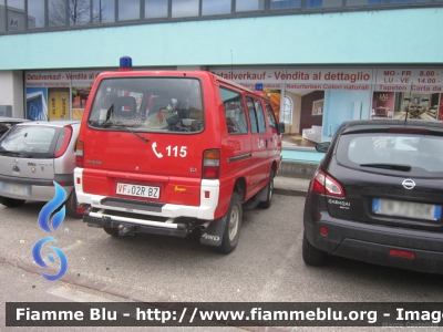 Mitsubishi L300
Vigili del Fuoco
Unione Distrettuale Bassa Val Pusteria
Corpo Volontario di Pieve di Marebbe - Enneberg Pfarre (BZ)
VF 02R BZ
Parole chiave: Mitsubishi L300 VF02RBZ Civil_Protect_2013