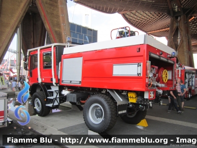 Iveco EuroCargo 150E28 4x4 III serie
Veicolo antincendio boschivo dimostrativo allestimento CCF Magirus
Esposto all'Interschutz 2015
Parole chiave: Iveco EuroCargo_150E28_4x4_IIIserie Interschutz_2015