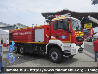 Man TGS 33.540 6x6 I serie
France - Francia
Sapeur Pompiers Aeroport d'Agen La Garenne
Veicolo Antincendio Aeroportuale allestimento Sides
Esposto all'Interschutz 2015
Parole chiave: Man TGS 33.540_6x6_Iserie Interschutz_2015