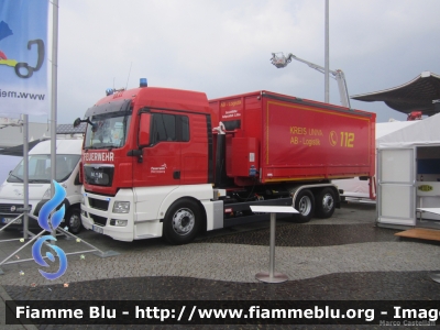 Man TGX 26.400 I serie
Bundesrepublik Deutschland - Germany - Germania
Freiwillige Feuerwehr Herrenberg
Allestimento Meiller
Esposto all'Interschutz 2015
Parole chiave: Man TGX_26.400_Iserie Interschutz_2015