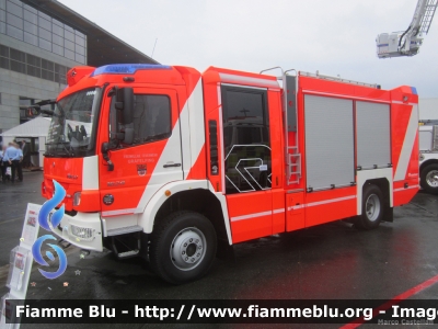 Mercedes-Benz Atego 1629 III serie
Bundesrepublik Deutschland - Germany - Germania
Freiwillige Feuerwehr Grafelfing
Allestimento Rosenbauer
Esposto all'Interschutz 2015
Parole chiave: Mercedes-Benz Atego_1629_IIIserie Interschutz_2015