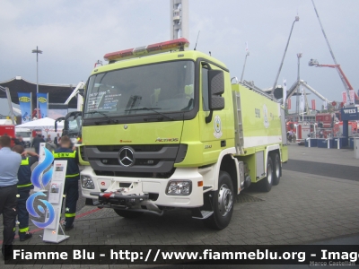 Mercedes-Benz Actros 3343 III serie
المملكة العربية السعودية - Saudi Arabia - Arabia Saudita
General Directorate of Civil Defense
Allestimento Rosenbauer
Esposto all'Interschutz 2015
Parole chiave: Mercedes-Benz Actros_3343_IIIserie Interschutz_2015