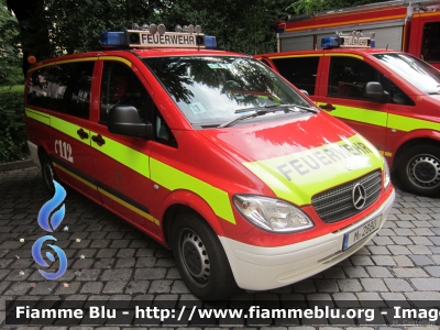 Mercedes-Benz Vito II serie
Bundesrepublik Deutschland - Germania
Berufsfeuerwehr Munchen
Vigili del Fuoco Permanenti Monaco di Baviera
Parole chiave: Mercedes-Benz Vito_IIserie