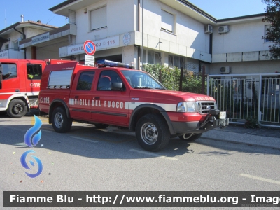 Ford Ranger V serie
Vigili del Fuoco
Comando Provinciale di Udine
Distaccamento Volontario di Lignano Sabbiadoro (UD)
VF 24016
Parole chiave: Ford Ranger_Vserie VF24016