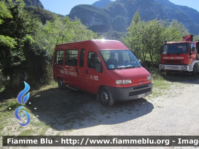 Fiat Ducato II serie
Vigili del Fuoco
VF 20132
Parole chiave: Fiat Ducato_IIserie VF20132 Raduno_Soccorritori_Vajont50