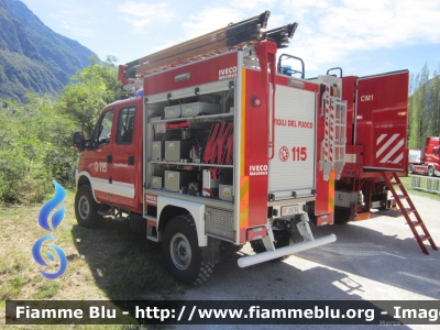 Iveco Daily 55S17 4x4 IV serie restyle
Vigili del Fuoco
Comando Provinciale di Treviso
Colonna Mobile Regionale
Polisoccorso allestimento Iveco-Magirus
VF 26766
Parole chiave: Iveco Daily_55S17_4x4_IVserie_restyle VF26766 Raduno_Soccorritori_Vajont50