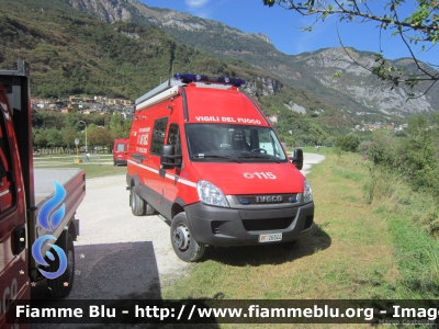 Iveco Daily IV serie restyle
Vigili del Fuoco
AutoFurgone-Unità di Crisi Locale allestimento Iveco-Magirus
VF 26544
Parole chiave: Iveco Daily_IVserie_restyle VF26544 Raduno_Soccorritori_Vajont50