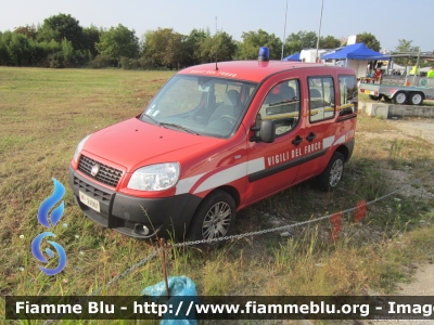 Fiat Doblò II serie
Vigili del Fuoco
Comando Provinciale di Treviso
VF 24961
Parole chiave: Fiat Doblò_IIserie VF24961 Giornata_Del_Soccorso_Montebelluna_2014