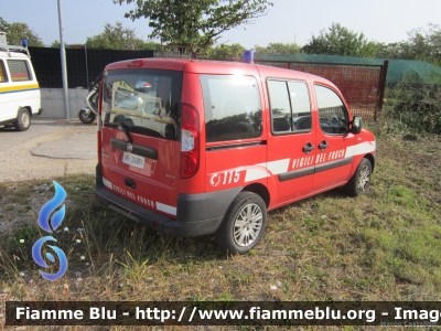 Fiat Doblò II serie
Vigili del Fuoco
Comando Provinciale di Treviso
VF 24961
Parole chiave: Fiat Doblò_IIserie VF24961 Giornata_Del_Soccorso_Montebelluna_2014