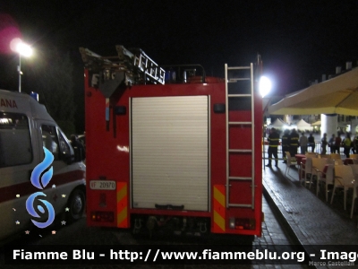 Iveco CityEuroFire 100E21 I serie
Vigili del Fuoco
Comando Provinciale di Treviso
Distaccamento Permanente di Castelfranco Veneto (TV)
AutoPompaSerbatoio allestimento Iveco-Magirus
VF 20970
Parole chiave: Iveco CityEuroFire_100E21_Iserie VF20970 Mille_Miglia_2014