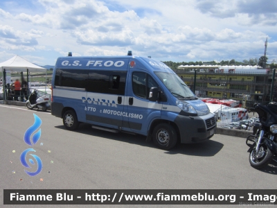 Fiat Ducato X250
Polizia di Stato
Gruppo Sportivo Fiamme Oro
Settore Motociclismo
POLIZIA H3213
MotoGP Mugello 2014
Parole chiave: Fiat Ducato_X250 PoliziaH3213 MotoGP_Mugello_2014