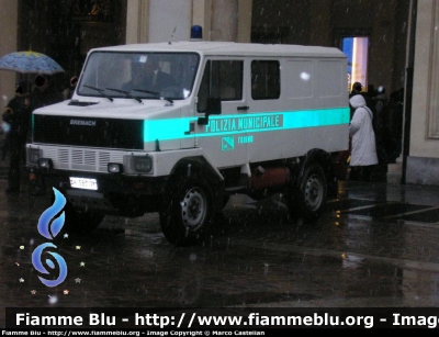 Bremach GR35 4x4
Polizia Municipale Torino
Parole chiave: Bremach GR35_4x4