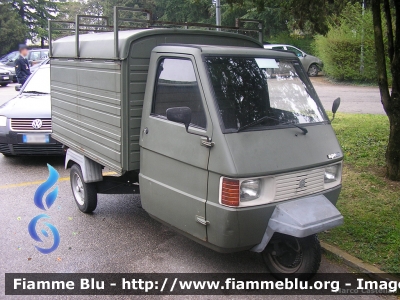 Piaggio Ape
Aeronautica Militare Italiana
51° Stormo Istrana (TV)
Parole chiave: Piaggio Ape