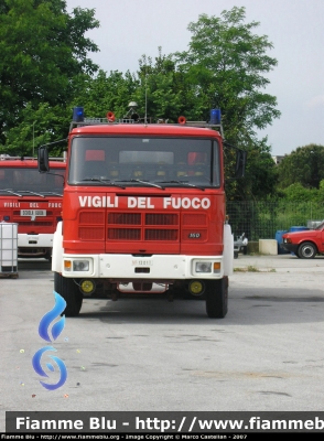 Iveco OM 160
Vigili del Fuoco
Comando Provinciale di Treviso
AutoPompaSerbatoio allestimento Baribbi
VF 12011
Parole chiave: Iveco OM 160 VF12011