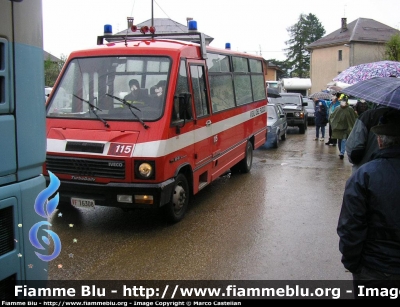 Iveco Daily 49-10 I serie
Vigili del Fuoco
Minibus
VF16308
Parole chiave: Iveco Daily_49-10_Iserie VF16308 Adunata_Alpini_2006