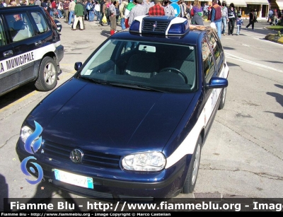 Volkswagen Golf IV Serie
Polizia Locale Vicenza
Parole chiave: Polizia_Locale Vicenza Volkswagen Golf_IVserie