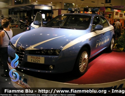 Alfa Romeo 159
Polizia di Stato
Squadra Volante
POLIZIA F4221
Parole chiave: Alfa-Romeo 159 POLIZIAF4221