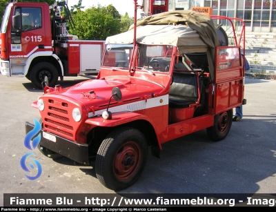 Fiat Campagnola I serie
Vigili del Fuoco
Comando Provinciale di Padova
VF 9321
Parole chiave: Fiat Campagnola_Iserie VF9321