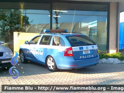 Skoda Octavia Wagon III serie
Polizia di Stato
Polizia Stradale in servizio sulla rete autostradale di Autostrade per l'Italia
POLIZIA H7166
Parole chiave: Skoda Octavia_Wagon_IIIserie PoliziaH7166