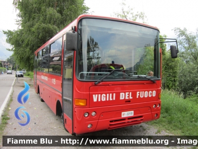 Iveco Cacciamali 100E21
Vigili del Fuoco
Comando Provinciale di Milano
VF 22119
Parole chiave: Iveco Cacciamali 100E21 VF22119