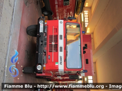 Iveco 90PC
Vigili del Fuoco
Comando Provinciale di Milano
Carro Crolli
VF 13331
Parole chiave: Iveco 90PC VF13331