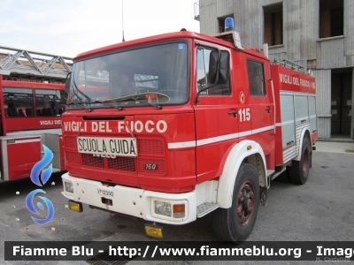 Iveco OM 160
Vigili del Fuoco
Comando Provinciale di Milano
AutoPompaSerbatoio adibita a Scuola Guida allestimento Baribbi
VF 12350
Parole chiave: Iveco OM 160 VF12350