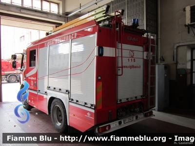 Volvo FL 280 III serie
Vigili del Fuoco
Comando Provinciale di Milano
AutoPompaSerbatoio allestimento Bai
VF 25641
Parole chiave: Volvo FL_280_IIIserie VF25641