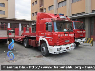 Iveco TurboStar 190-48
Vigili del Fuoco
Comando Provinciale di Milano
VF 20063
Parole chiave: Iveco TurboStar_190-48 VF20063