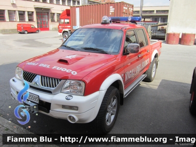 Mitsubishi L200 III serie
Vigili del Fuoco
Comando Provinciale di Milano
VF 25593
Parole chiave: Mitsubishi L200_IIIserie VF25593