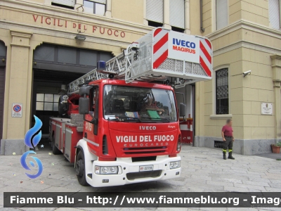 Iveco EuroCargo 150E28 II serie
Vigili del Fuoco
Comando Provinciale di Milano
Distaccamento Cittadino di Via Sardegna
AutoScala da 30 metri allestimento Iveco-Magirus con cambio automatico Allison
VF 22756
Parole chiave: Iveco EuroCargo_150E28_IIserie VF22756