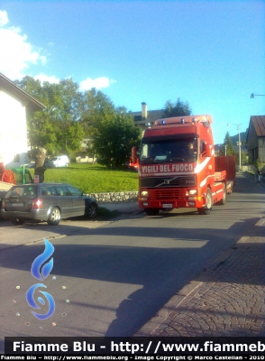 Volvo FH16 520 I serie
Vigili del Fuoco
Comando Provinciale di Roma
Gruppo Operativo Speciale
VF 23050
Parole chiave: Volvo FH16_520_Iserie VF23050 CTC VFr2984 Raduno_Nazionale_VVF_2010