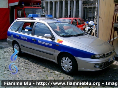 Fiat Marea Weekend II serie
Polizia Municipale Napoli
Codice Automezzo: 100
Parole chiave: Fiat Marea_Weekend_IIserie