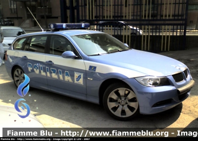 Bmw 320 E91 Touring
Polizia di Stato
Polizia Stradale in servizio sulla Tangenziale di Napoli
POLIZIA D2136
Parole chiave: Bmw 320_E91_Touring PoliziaD2136