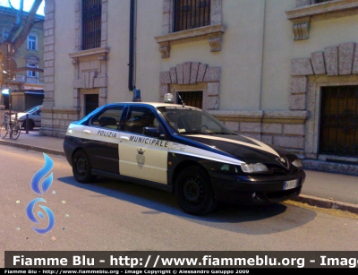 Alfa Romeo 146 II serie
Corpo Polizia Muncipale di Trento - Monte Bondone
Autovettura n°47 senza copricerchi
Parole chiave: Alfa-Romeo 146_IIserie PM_Trento