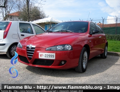 Alfa Romeo 147 II Serie
Vigili del Fuoco
VF 22999
Parole chiave: Alfa-Romeo 147_IIserie VF22999 XI_Meeting_PC_Lonigo_VI