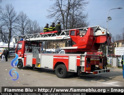 Iveco EuroFire 150E28 II Serie
Vigili del Fuoco
Comando Provinciale di Vicenza
AutoScala da 30 metri allestimento Iveco-Magirus
VF 22938 
Parole chiave: Iveco EuroFire_150E28_IIserie VF22938