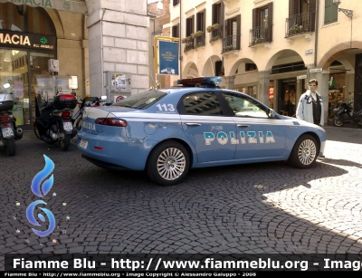 Alfa Romeo 159
Polizia di Stato
Polizia Stradale
Padova
Parole chiave: Alfa_Romeo 159 PS Stradale