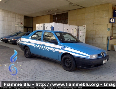 Alfa Romeo 155 II serie
Polizia di Stato
Questura di Trento
Polizia Postale
Polizia B9722

Parole chiave: Alfa-Romeo 155_IIserie PoliziaB9722