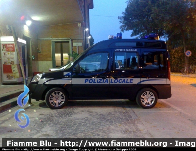 Fiat Doblò II serie
Polizia Locale
Monselice (PD)
Ufficio Mobile
POLIZIA LOCALE YA 784 AA
Parole chiave: Fiat_Doblò_II_serie_Polizia_Locale_Monselice