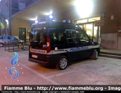 Fiat Doblò II Serie
Polizia Locale
Monselice (PD)
Ufficio Mobile
POLIZIA LOCALE YA 784 AA
Parole chiave: Fiat_Doblò_II_serie_Polizia_Locale_Monselice