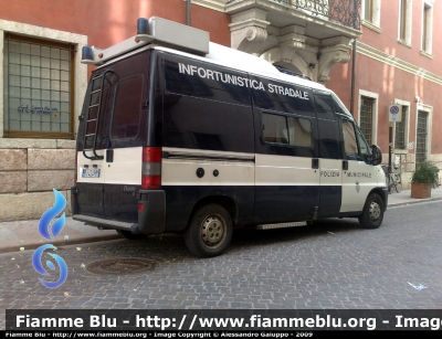 Fiat Ducato Maxi II Serie
Corpo Polizia Municipale di Trento - Monte Bondone
Servizio di Infortunistica Stradale
Parole chiave: Fiat_Ducato_II_serie_Polizia_Municipale_Trento