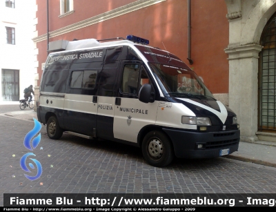 Fiat Ducato Maxi II Serie
Corpo Polizia Municipale di Trento - Monte Bondone
Servizio di Infortunistica Stradale
Parole chiave: Fiat_Ducato_II_serie_Polizia_Municipale_Trento