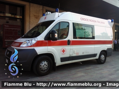 Fiat Ducato X250
Croce Rossa Italiana
Comitato Provinciale di Padova
Allestimento Boneschi
CRI 611 AC
Parole chiave: Fiat Ducato_X250 CRI611AC Ambulanza