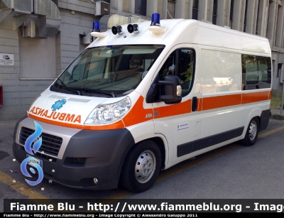 Fiat Ducato X250
Azienda Ospedaliera di Padova
Policlinico Universitario
Servizio Trasporto Malati
Allestimento MAF

Parole chiave: Fiat Ducato_X250 Azienda_Ospedaliera_Padova