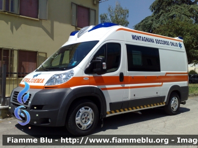 Fiat Ducato X250
Montagnana Soccorso Onlus
Allestimento Vision
Parole chiave: Fiat Ducato_X250 Ambulanza Veneto Montagnana_Soccorso